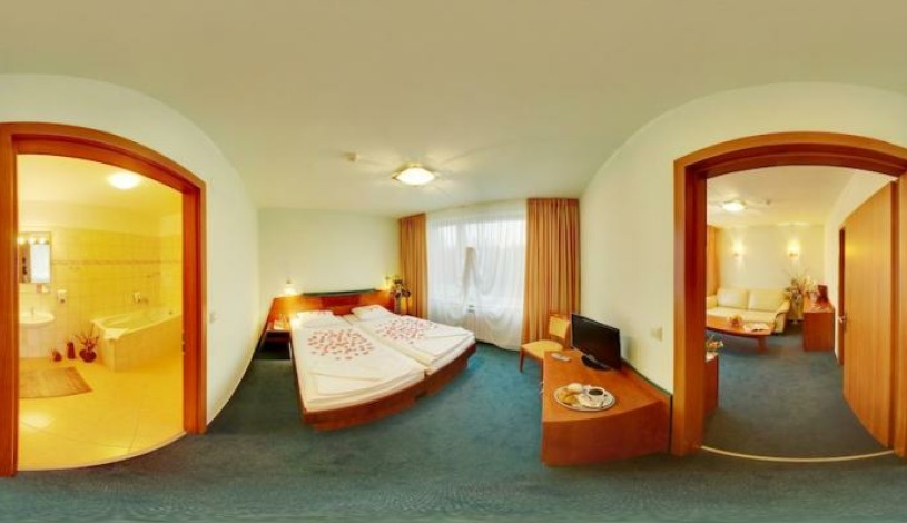 Žďárský hotel Jehla Žďár nad Sázavou - Dvoulůžkový s přistýlkou***+